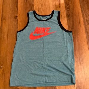 Men’s Nike tank size medium